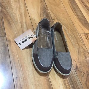 NWT bearpaw heather shoes